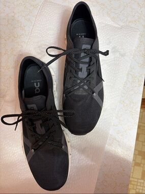 ON Cloud X4 AD Running Men's Black and Gray Athletic Shoes NEW